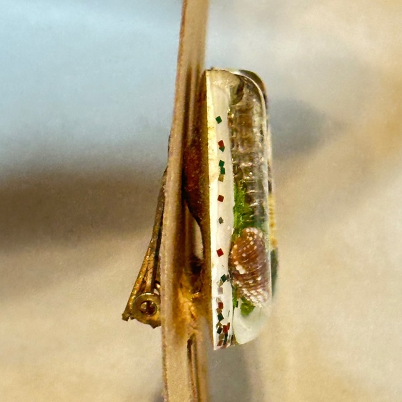 2/$20 Gold Tone Earrings Seahorse Starfish Kelp & Shells Clip On’s Vintage - Picture 10 of 11